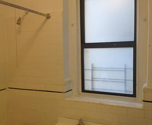 5th image of 4014 Carpenter Ave APT 2A