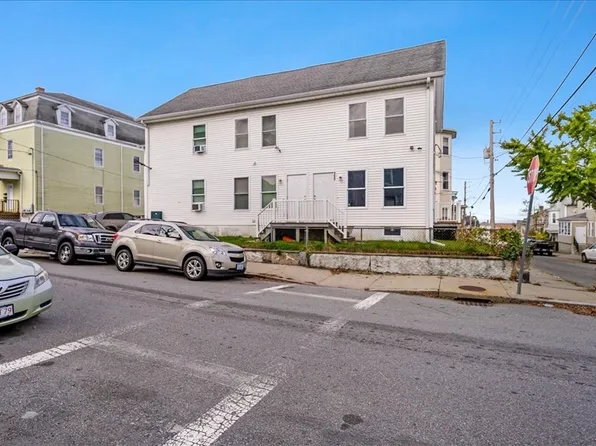 151 Whipple St, Fall River, MA 02721