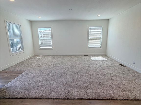 4th image of 16860 Slover Ave Space 67