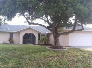 481 NE 3rd Pl, Cape Coral, FL 33909