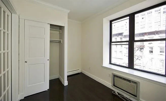 Rented by Icon Realty Management | media 23