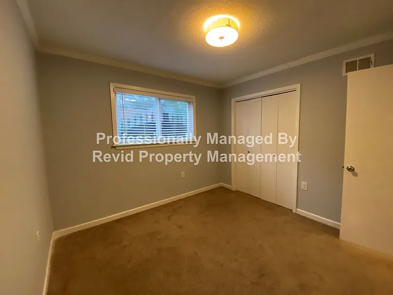 36 N. Auburndale — Photo 13