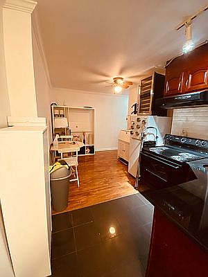2nd image of 52 Kenmare St APT 12