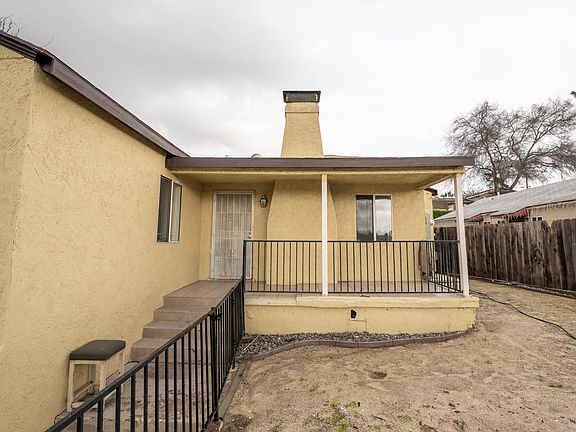 2nd image of 755 Flicker St