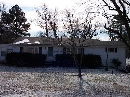 2nd image of 1497 E Highway 72