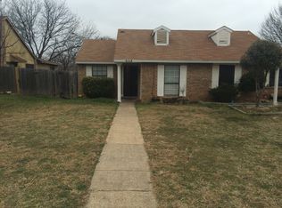 7113 Pineberry Rd, Dallas, TX 75249