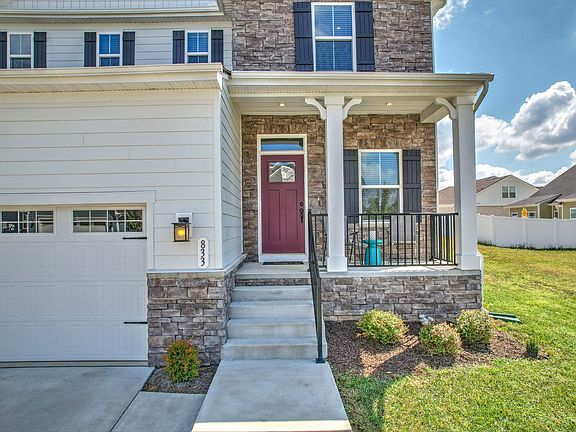 5th image of 833 Dean Dr