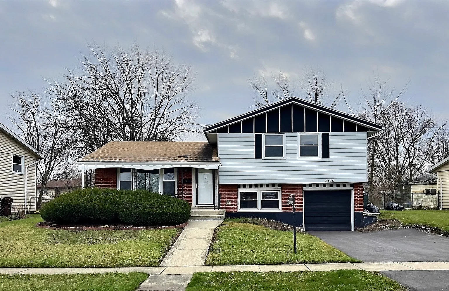 3415 Laurel Ln photo 1