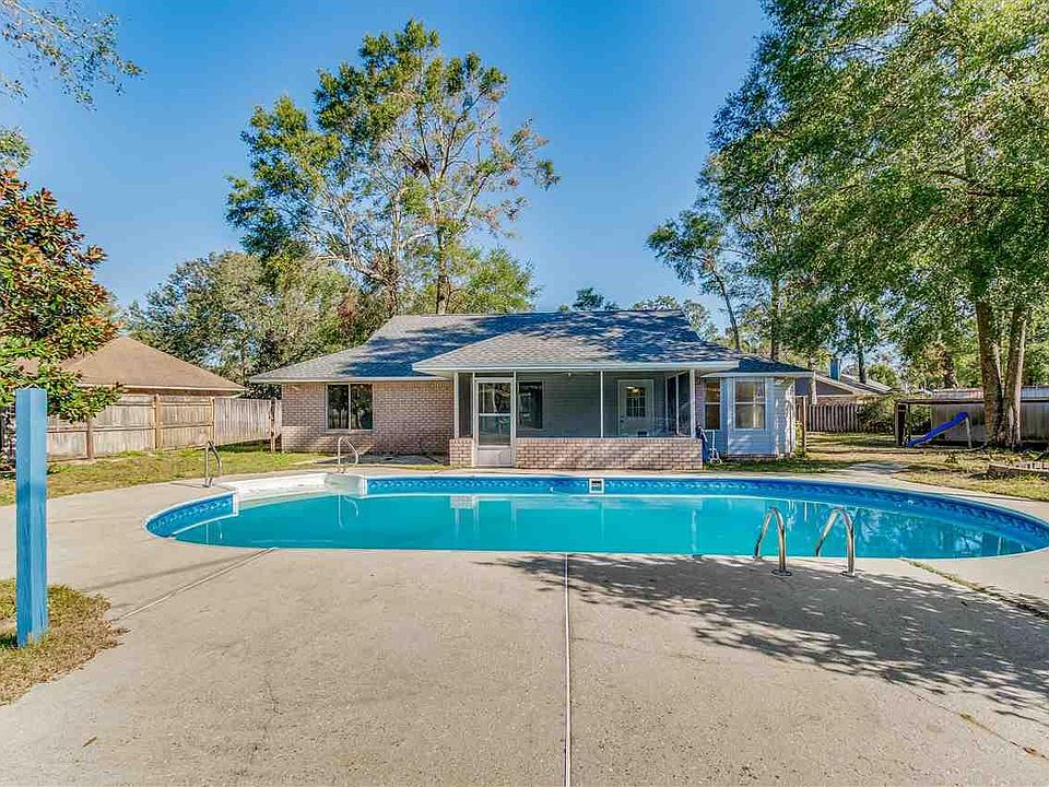 1st image of 2739 Glen Eden Dr