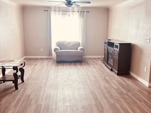 2nd image of 32831 Road 124