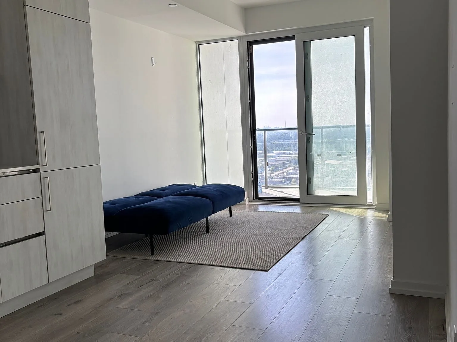 1 bed, $2,100 — Photo 4