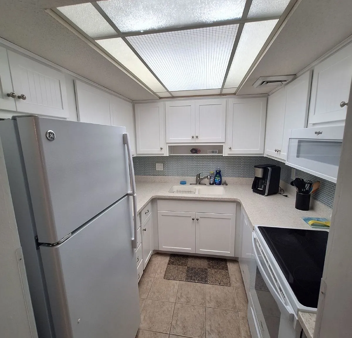 1 bed, 1.0 bath, 672 sqft, $1,195 — Photo 4