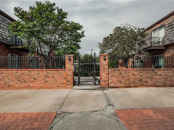 4426 Jarboe St APT 1, Kansas City, MO 64111