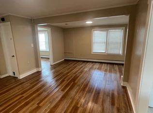 27 Whiting Rd #1, East Hartford, CT 06118