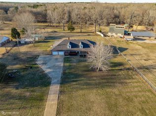 7714 W Lakeshore Dr, Shreveport, LA 71107