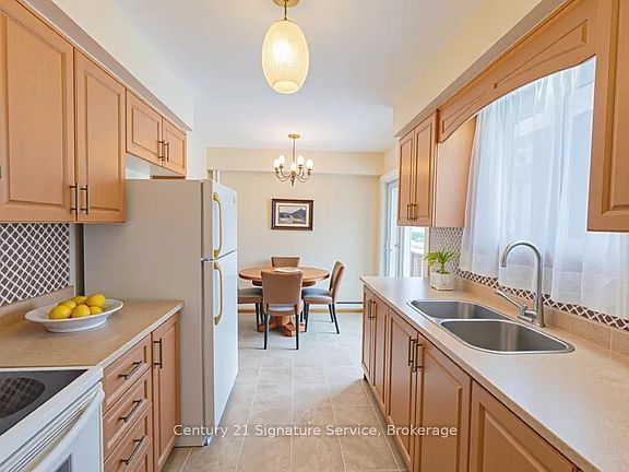 5th image of 15 Joy Ct