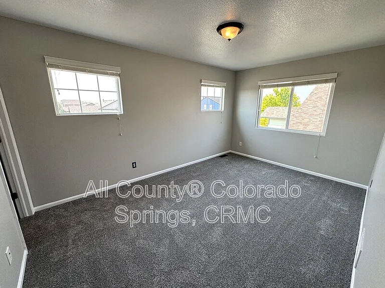 10394 Abrams Dr — Photo 25