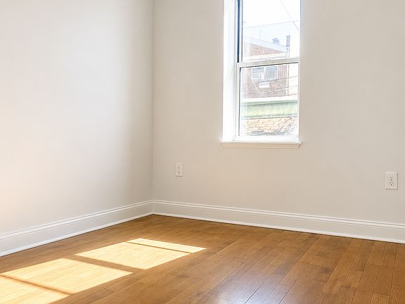 5th image of 282 Schaefer St APT 1