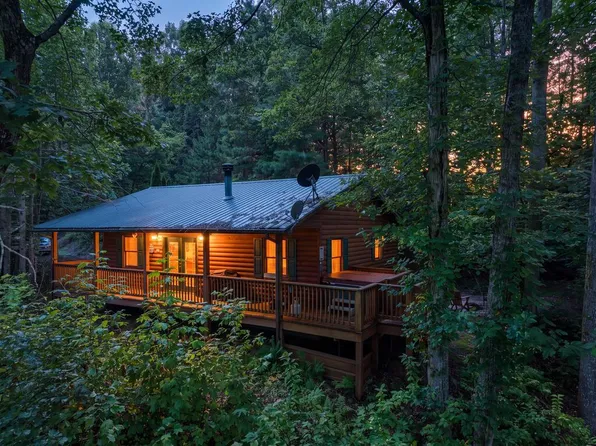 304 Rustys Rdg, Bryson City, NC 28713