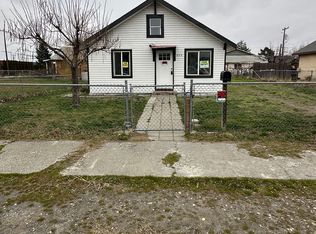 805 S 5th Ave, Pasco, WA 99301