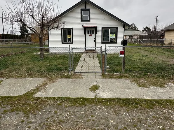 805 S 5th Ave, Pasco, WA 99301