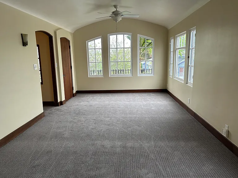 3326 E Vista St — Photo 11