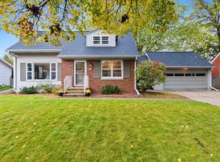 156 Custer Ct, Green Bay, WI 54301