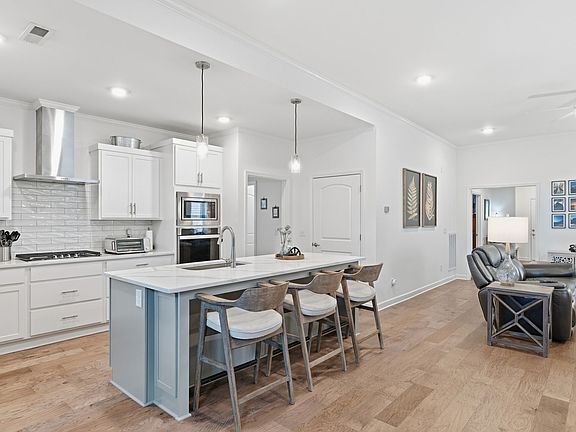 4th image of 6059 Parkhaven Blvd
