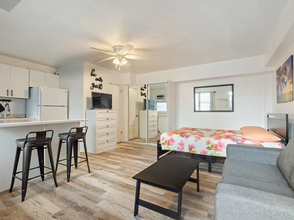 235 Liliuokalani Ave APT 125, Honolulu, HI 96815