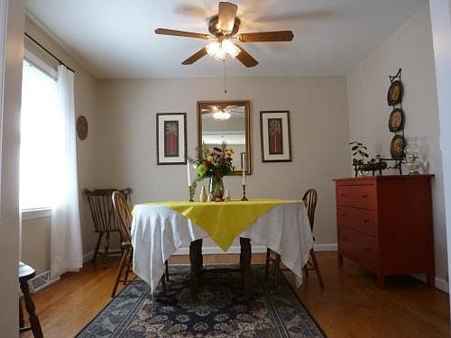 Formal dining room