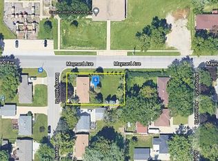 401 Beverly Hills St, Waterloo, IA 50701