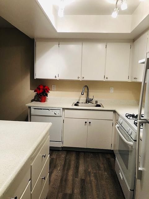 1st image of 5440 Marconi Ave APT 28
