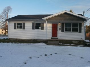 58 E Division St, North East, PA 16428