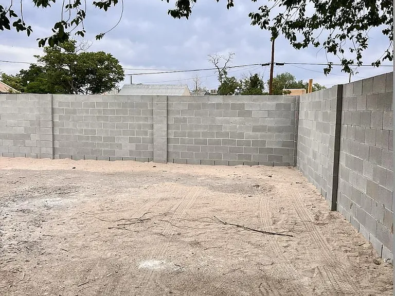 615 Candelaria Rd NW — Photo 18