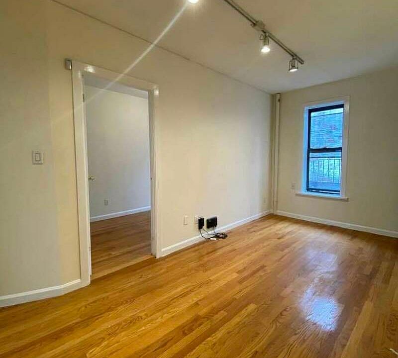 1st image of 55 Barrow St APT 22