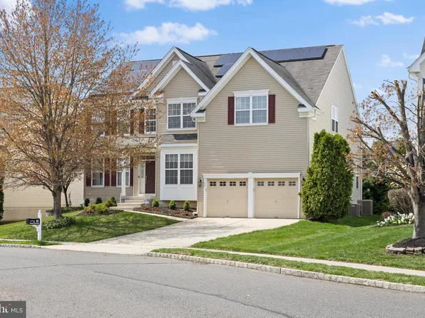 62 Meadow Run Rd, Bordentown, NJ 08505