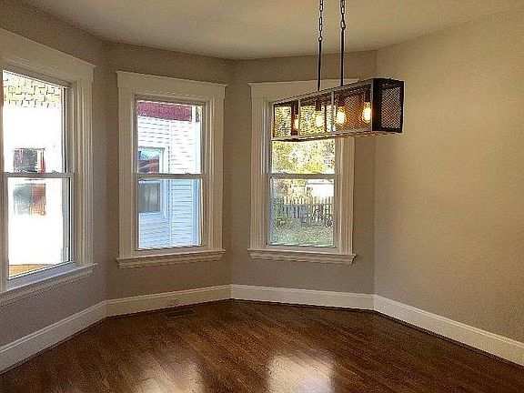 4th image of 4204 Thirty-fourth Ave