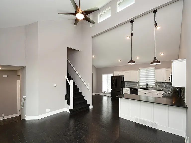 4004 N 162nd Ave — Photo 41