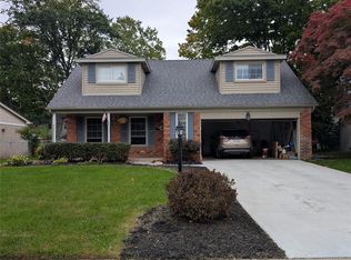 27058 Belmont Ln, Southfield, MI 48076