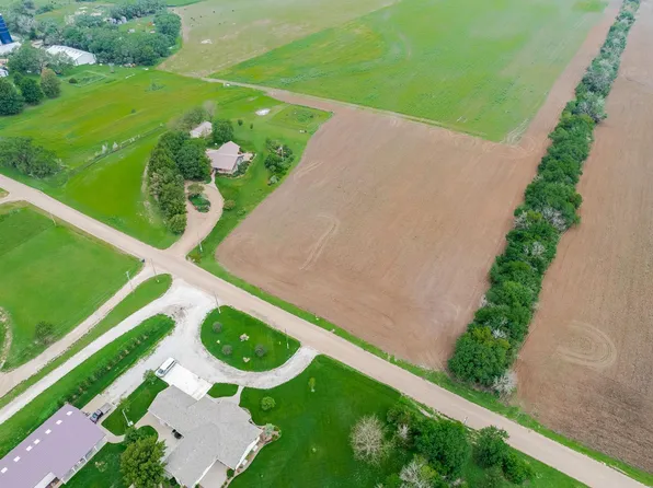 20900 W 55th St S, Viola, KS 67149