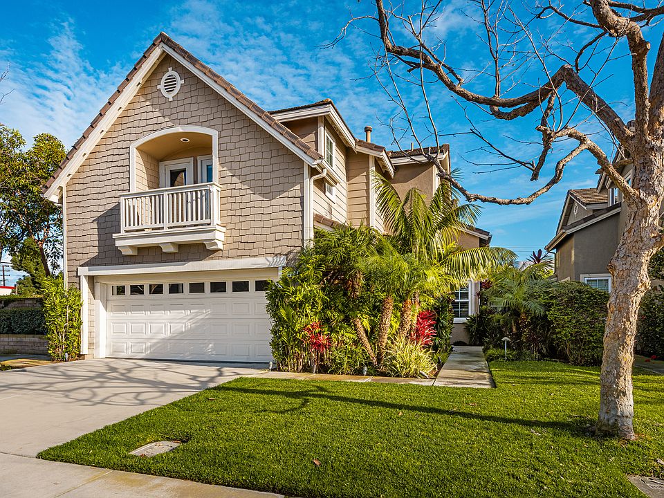 1st image of 326 Gulf Stream Way