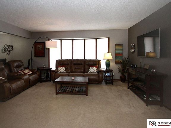 2nd image of 4700 Kirkwood Dr