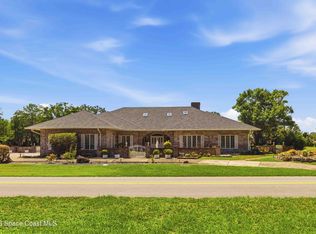 628 Pelican Bay Dr, Daytona Beach, FL 32119