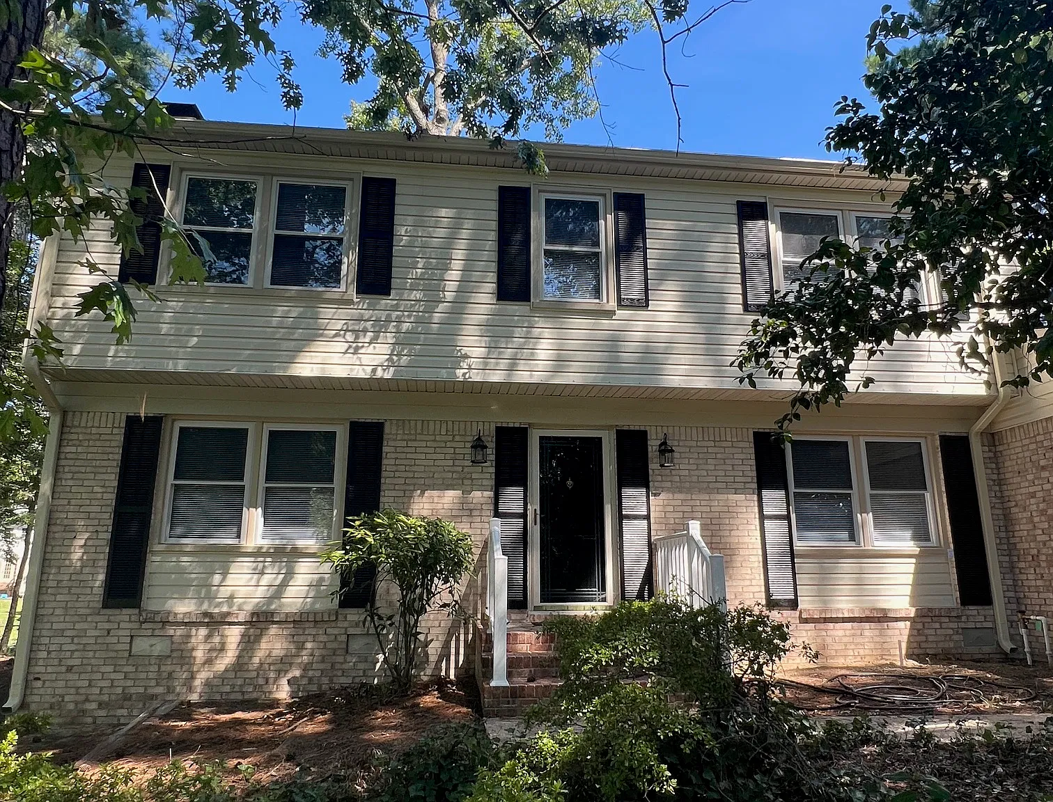 4 bed, 2.5 bath, 2237 sqft, $3,600 — Photo 1