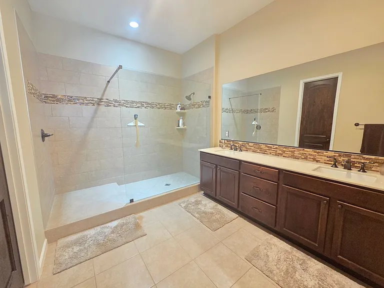 9675 Avitara Way — Photo 19