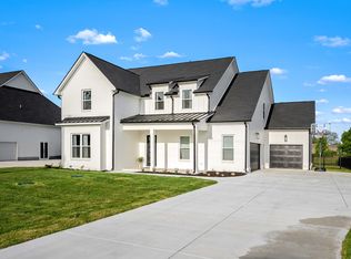 520 Gresham Ln, Murfreesboro, TN 37129