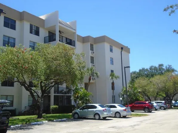6195 Rock Island Road #402, Tamarac, FL 33319