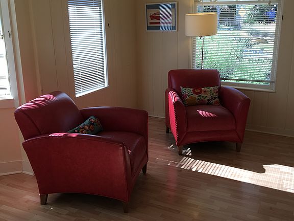 3rd image of 5012 SW Stevens St