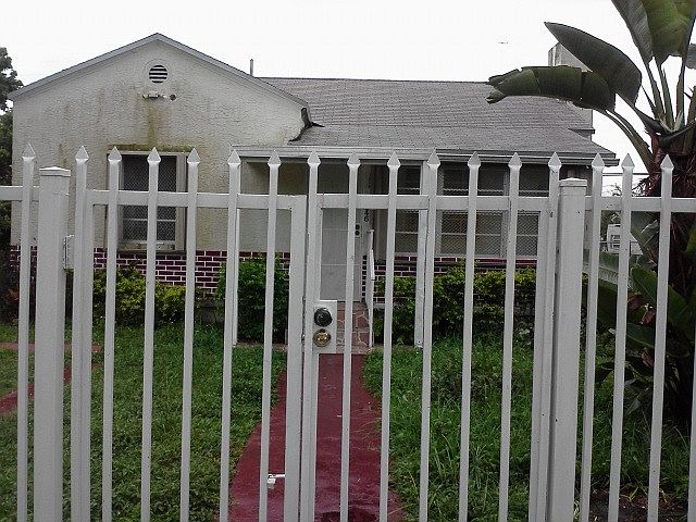 1st image of 1048 NW 37th St #1