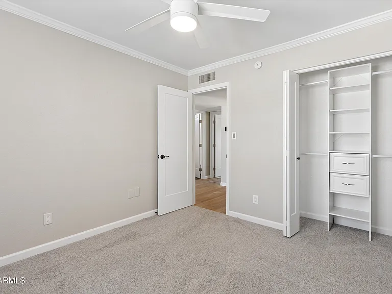 5401 E Beck Ln — Photo 24